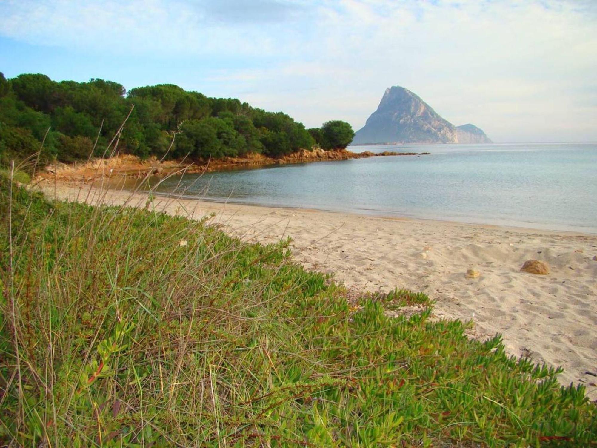 Cosy House In Porto Taverna With Direct Beach Access Villa Exterior photo